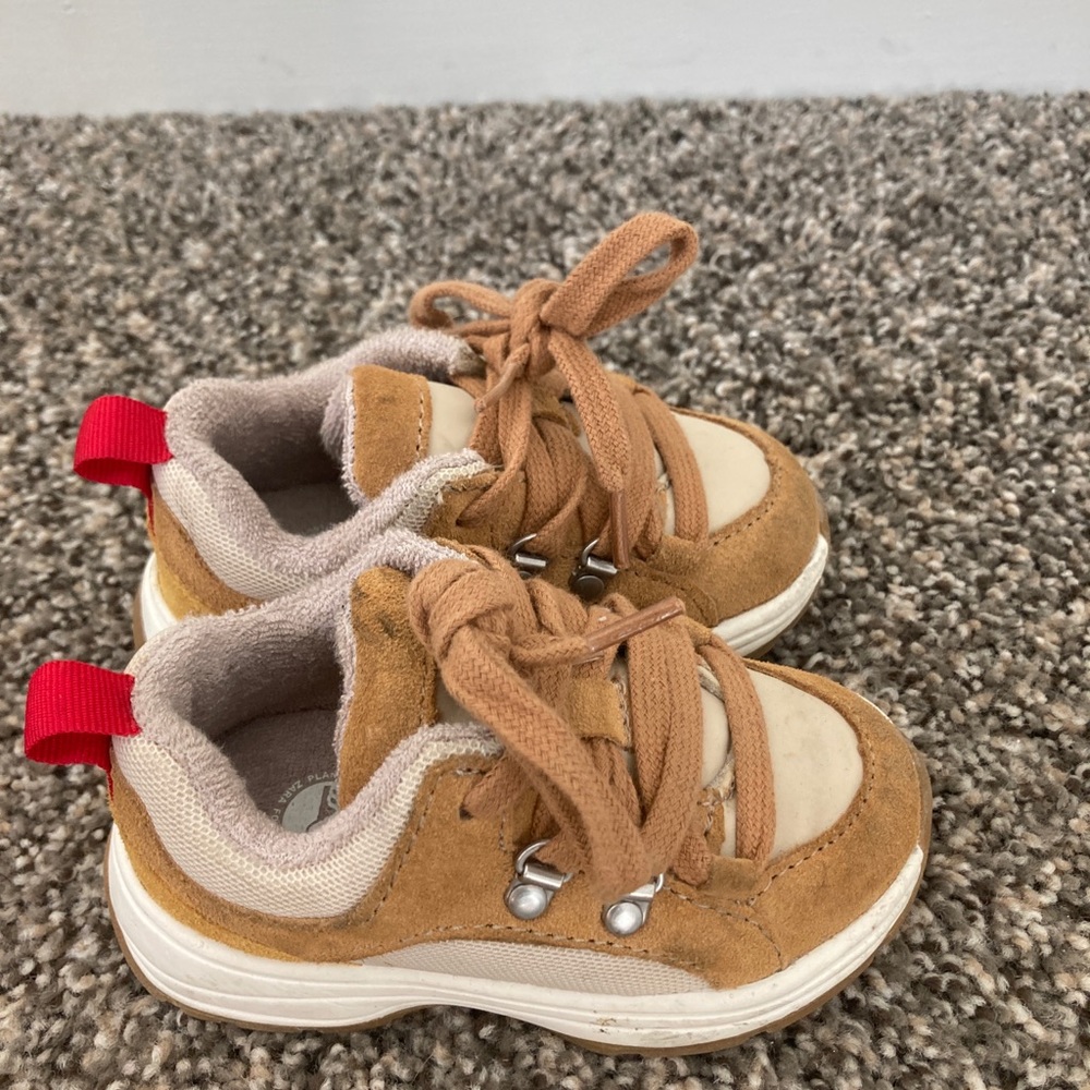 Zara infant/toddler sneakers